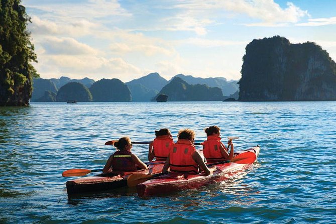 2-day Ha Long Bay Cruise included Transfer, Kayking and Swimming - Why this Ha Long Bay cruise is a smart 2-day plan from Hanoi