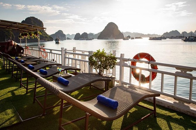 2-day Ha Long Bay Cruise included Transfer, Kayking and Swimming - Day 1 on Ha Long Bay: kayaking, swimming, and eating well