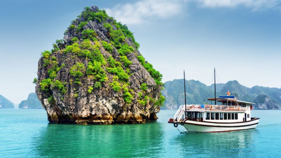 2-Day Ha Long Bay Cruise with Activities - Lan Ha Bay Afternoon: Island Stops, Sunbathing Time, and Ba Trai Dao Beach