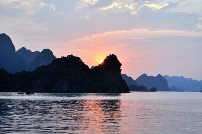 3-Day Luxury Bai Tu Long Bay Cruise on the Dragon Pearl Junk Boat - Bai Tu Long Bay: Less Crowd Energy, More Time on the Water