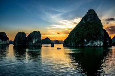 3-Day Luxury Bai Tu Long Bay Cruise on the Dragon Pearl Junk Boat - Day 3: Rowboat Morning with Locals and the Final Bai Tu Long Views
