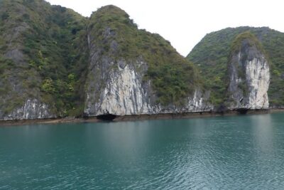 5 Days 4 Nights Hanoi - Halong Bay - Peaceful Halong Bay Cruise, one of 7 world Wonders - Day 1 in Hanoi: Airport Pickup and a Real Breather