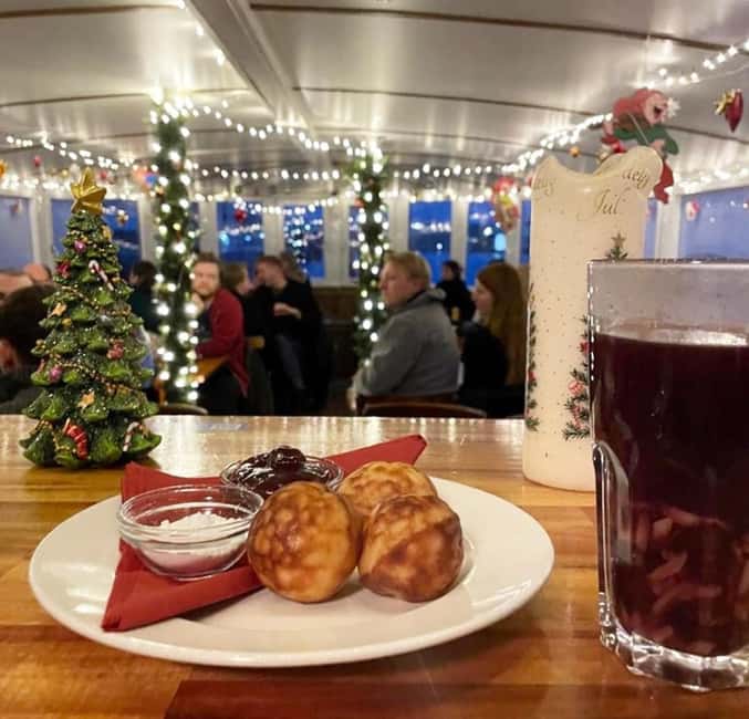 Aarhus: Christmas Harbour Cruise with Local Guide - Key things to know before you go