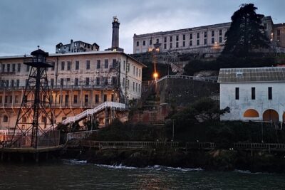 Alcatraz Night Tour with SF Bay Cruise - Pier 39 to the Famous Landmarks on the Water