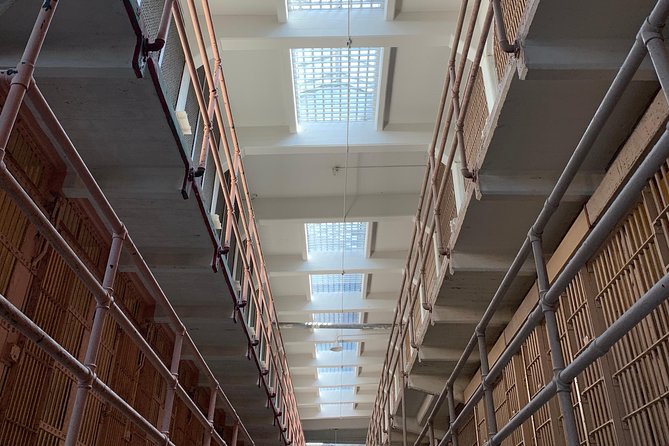 Alcatraz Visit with Night Option and SF Bay Cruise - Crowds, Comfort, and the Not-So-Glossy Reality: Steps and Flies