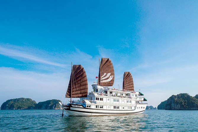 All inclusive Bhaya 2-Day Halong Bay Tour - Morning cruising and brunch: seeing villages and islets from the water