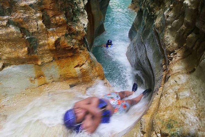 Amber Cove and Taino bay Cruise Ship – 7 Waterfalls - Pickup from two Amber Cove terminals and the 4h10 flow