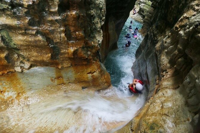 Amber Cove and Taino bay Cruise Ship – 7 Waterfalls - The buffet lunch and drinks: when it happens and why it matters