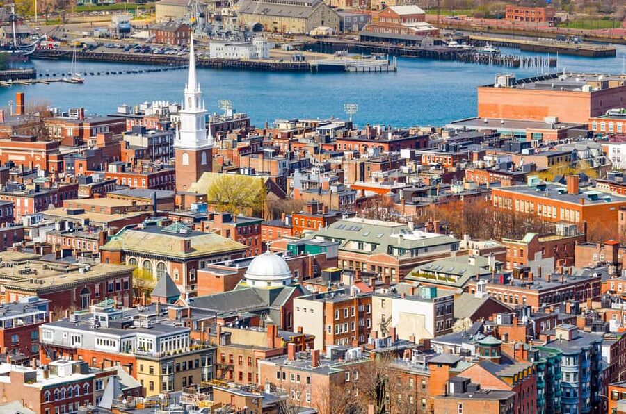 Boston: North End Walking Tour with Private Harbor Cruise - Route stories on the water: Bunker Hill crossings and the midnight ride vibe