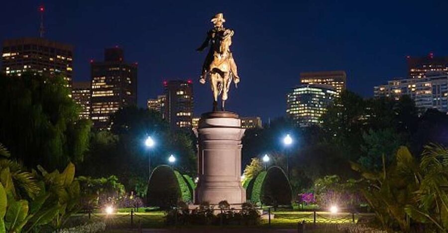 Boston Premium Night Tour with View Boston Observation Deck - A 2-Hour Night Intro That Starts With Easy Downtown Pickup