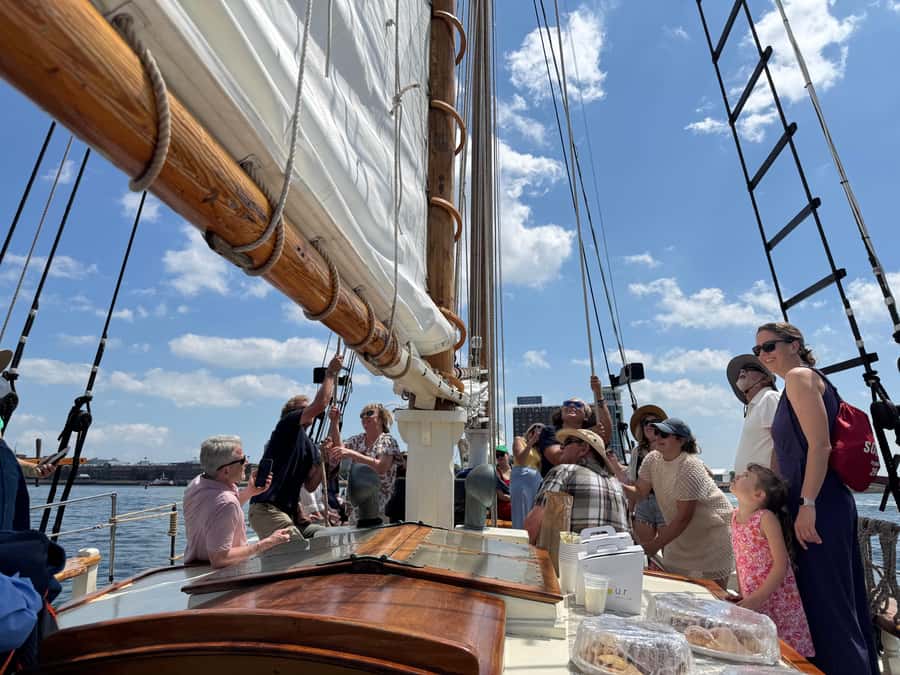 Boston: Sunset Tall Ship Harbor Cruise - The 2-Hour Loop: How the Timeline Adds Up