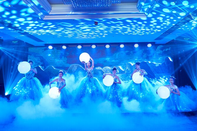 Buffet on Paradise Delight Dining Cruise Halong Bay Tour - The Meal: Buffet-Style Dining Plus Canapés