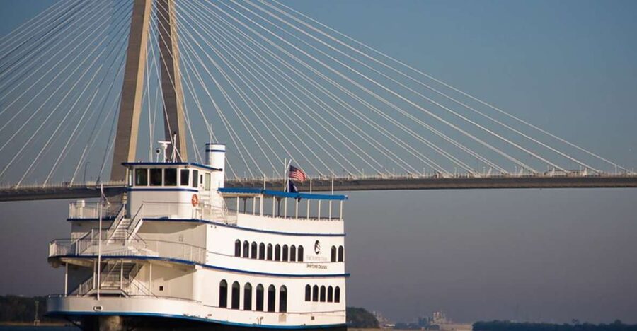 Charleston: Historic City Tour and Harbor Cruise - Start at the Charleston Visitor Center and get on the Gray Line coach