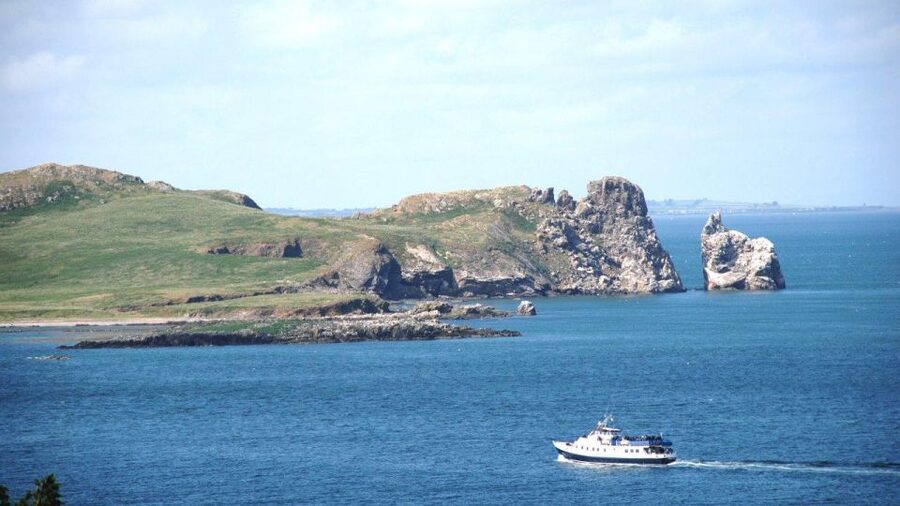 Dublin: Dublin Bay Cruise from Howth to Dun Laoghaire - Howth Cliffs and Howth Head: The First Real Hit of Bay Views