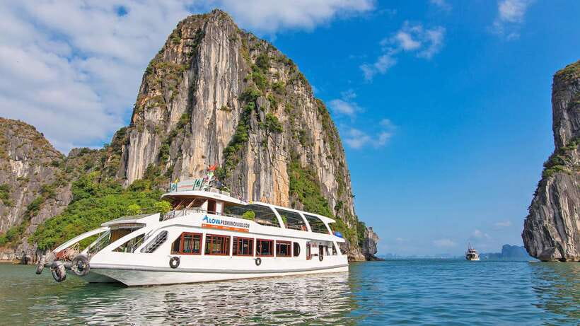 From Hanoi: 1 -Day Halong Bay Cruise With Big & Small Groups - Ti Top/Titov Island: the viewpoint hike and swimming stop