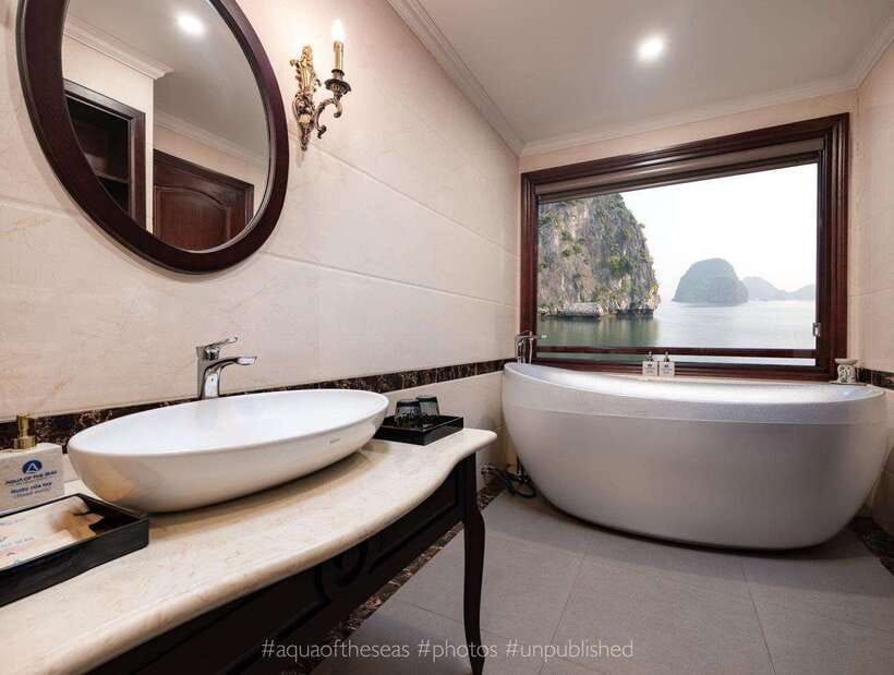 From Hanoi: 2-Day Ha Long Bay and Lan Ha Bay Cruise - Hanoi to Tuan Chau Port: the timing that sets your whole cruise up