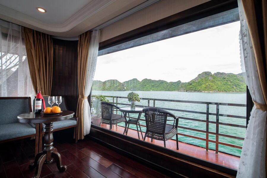 From Hanoi: 2-Day Lan Ha Bay Cruise with Meals and Cabin - Key things that make this cruise work
