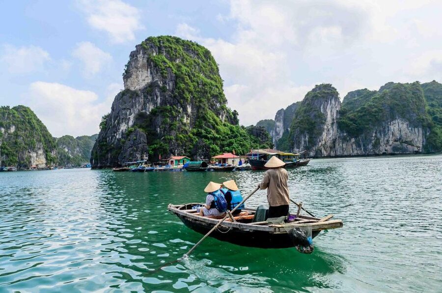 From Hanoi: 3-Day Luxury Tour Ninh Binh & Ha Long Bay Cruise - Day 2: Ha Long Bay Meets Lan Ha on a Real Cruise Schedule