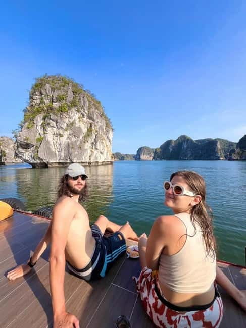 From Hanoi: Cat Ba Island and Lan Ha Bay Cruise Day Trip - Lunch and the reality of food on the water