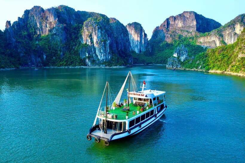 From Hanoi: Ha Long Bay Tour with Cruise & Lunch - Getting back to Hanoi: late, but organized