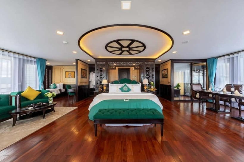 From Hanoi or Ha Long: 2-Day Ha Long Bay & Lan Ha Bay Cruise - Light and Dark Cave: Kayak or Local Boat, Then Emerald-Water Time