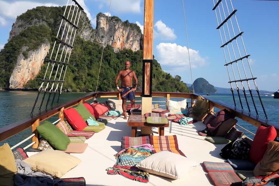 From Phuket: Full-Day Phang Nga Bay Cruise with Meals - Phang Nga Bay from Phuket: Why this 9-hour cruise works