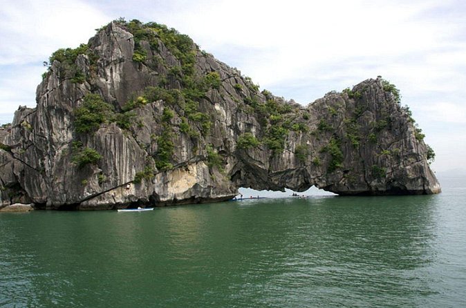 Full-Day Halong Bay Tour Including Kayaking from Hanoi - Kayaking near Ba Hang: about 40 minutes on the water