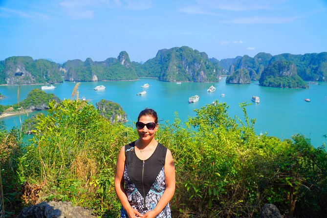 Full day Halong Bay Tour with Buffet Lunch - Sunset Party on the Bay: Red Wine, Tea, Cakes, and Fruit
