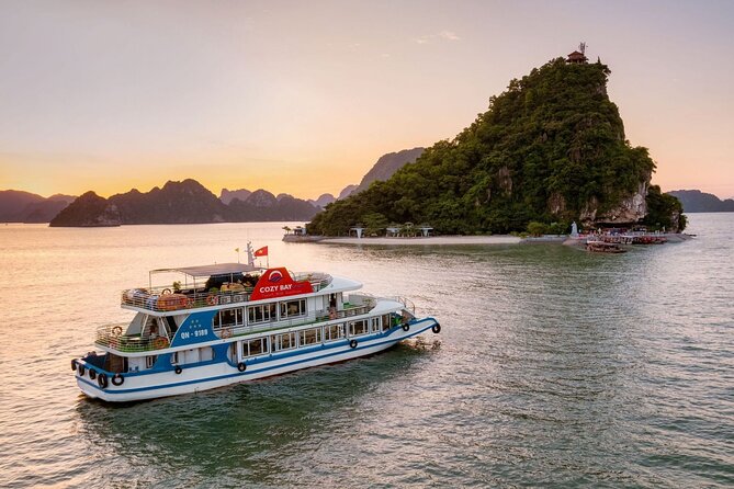 Full day Halong Bay Tour with Buffet Lunch - Buffet Lunch with 30+ Dishes: How to Eat Smart on a Long Day