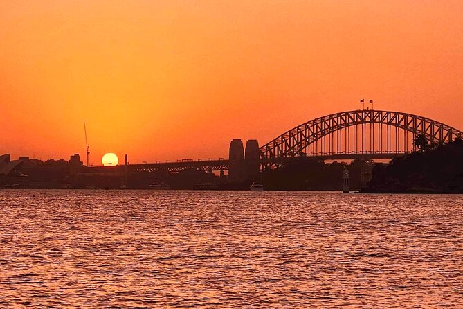 Golden Glow Sunset Sydney Harbour Cruise - Aquarium Wharf: getting on and off without stress