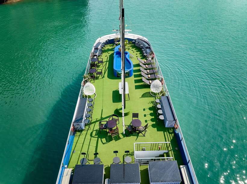 Ha Long & Bai Tu Long bay cruise wt Kayakking & buffet lunch - Who should book this Ha Long Bay cruise?