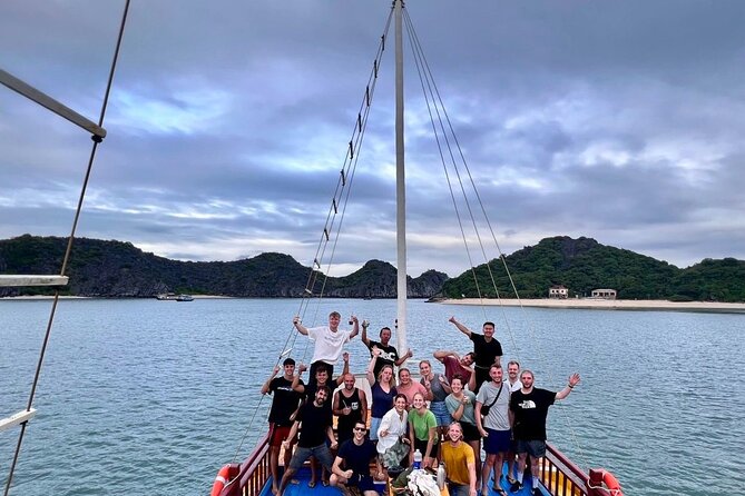 Ha Long Bay Cruise Day Tour-Cave, Kayaking,Ti top island & Lunch - Sunset Party and the Way Back to Hanoi