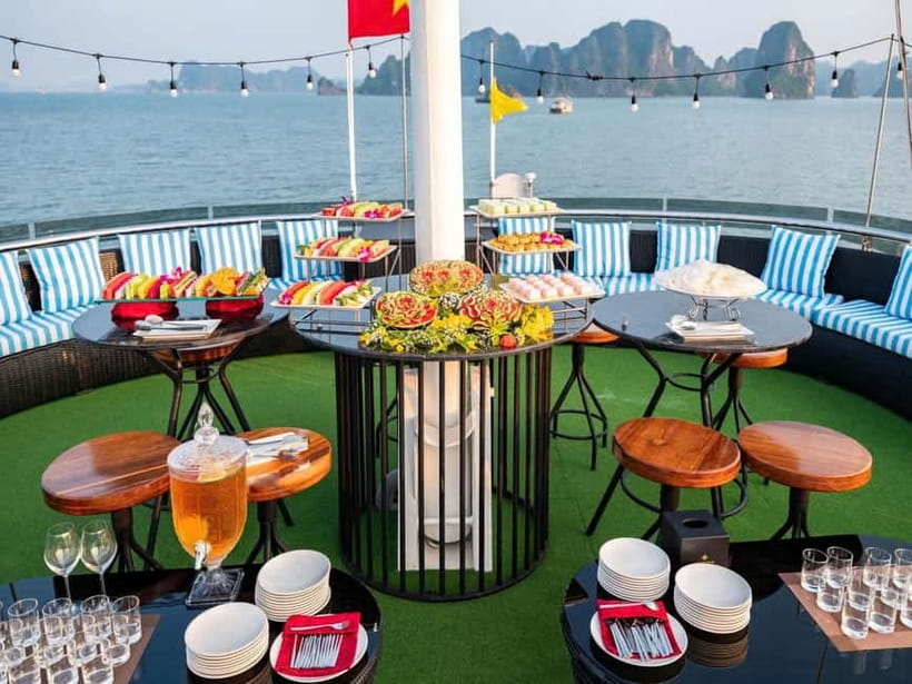 Ha Long Bay Cruise w/ Jacuzzi, Kayak & Limo from Hanoi - Ti Top Island: Beach Time or the Viewpoint Climb