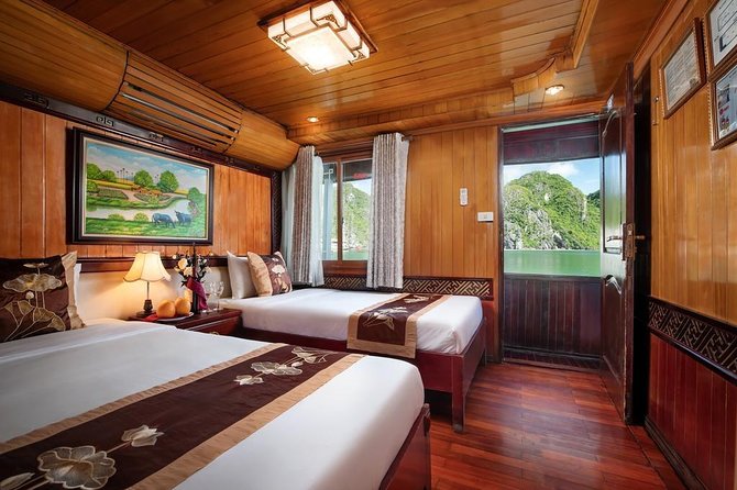 Ha Long bay tour in Middle 3 star cruise - Sunset party and onboard evenings: where the 3-star cruise shines