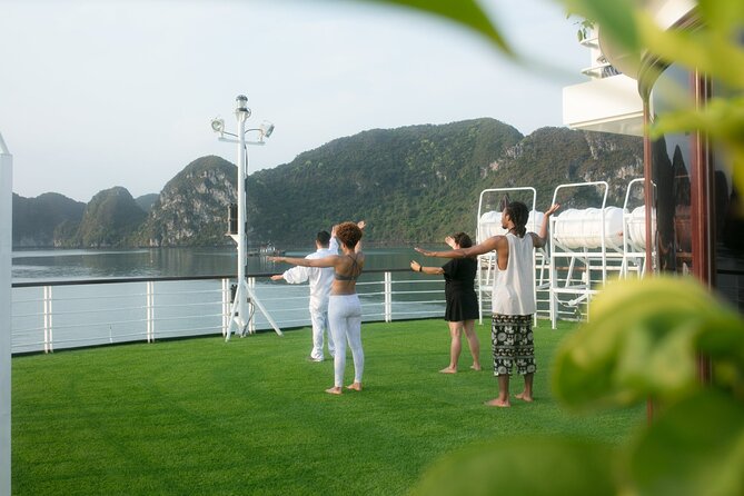Halong Bay Cruise 2 days 1 night from Hanoi included transfer - Kayaking in Halong: why this is more than a box to check