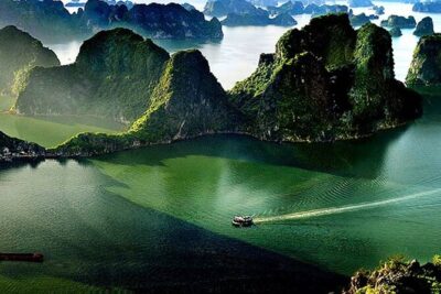 Halong Bay Cruise 2 Days 1 Night with 4 Star Luxury - Getting on board: briefing, check-in, and the first views