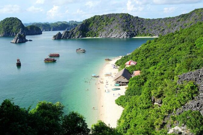 Halong Bay Cruise 2Days/1Night for 5 Star All included - La Regina Legend: five-star comfort that still feels like Vietnam