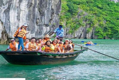 Halong Bay Cruise 2Days/1Night for 5 Star All included - Hanoi to Halong: why the 9:00 start matters