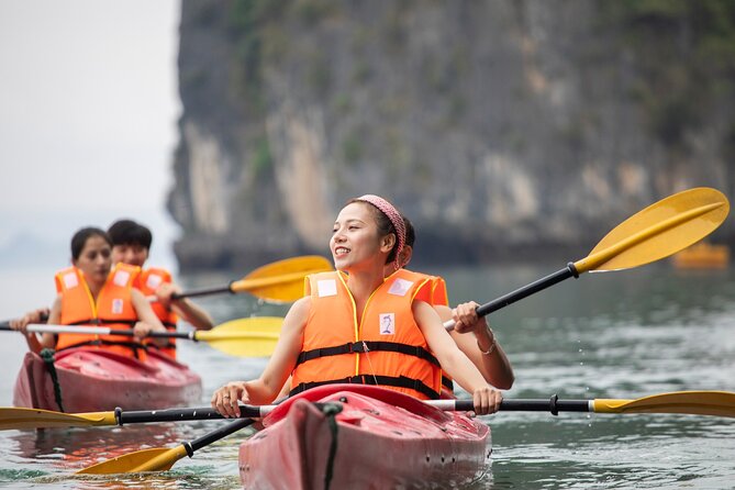 Halong Bay Cruise 3D2N - Kayaking Explorer & Round-trip transfer from Hanoi - Transfers and group size: the part you feel even before you sail