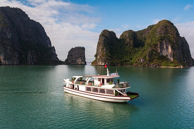 Halong Bay Cruise - Day Tours - Ba Hang fishing village: where the human story comes through
