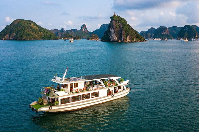 Halong Bay Cruise Luxury Full Day Tours - Noon Arrival and Seafood Lunch While the Boat Moves