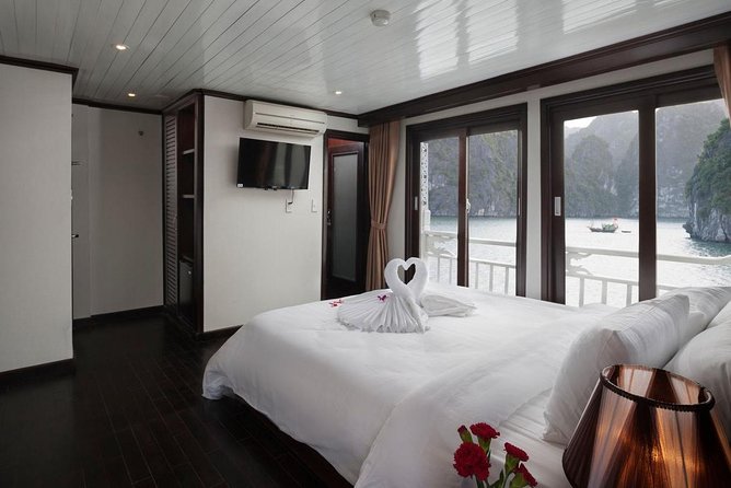 Halong Bay tour 2 days / 1 night on Stellar cruise {New 4 star Cruise}. - Who should book this Halong Bay 2D/1N cruise?