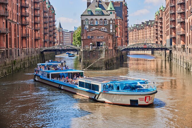 Hamburg: 2-Hour Harbor Cruise - Meeting Point: Barkassen-Meyer at Landungsbrücken, Bridge 2