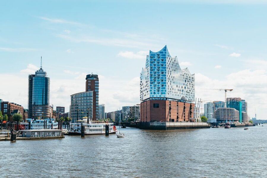 Hamburg: Hop-On Hop-Off Bus with Harbor Cruise - Who should book this tour