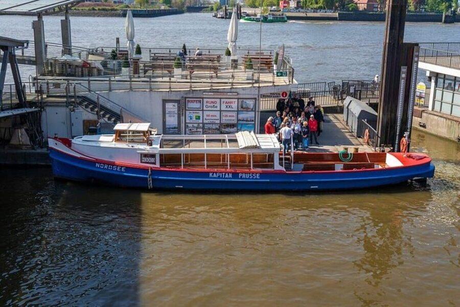 Hamburg: One Hour Traditional Harbor Cruise - Locks, Canals, and Shipyards: The Port’s Mechanics in Motion