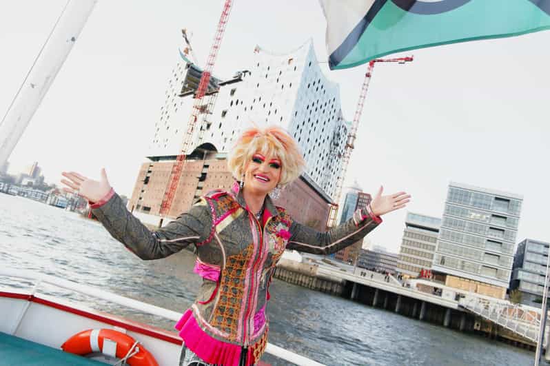 Hamburg: Party Harbor Cruise with Olivia Jones - Meeting at Anleger Altona and getting in the right mood
