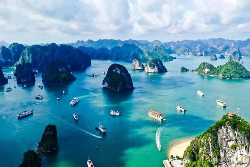 Hanoi: 2-Day All-Inclusive Ninh Binh & Ha Long Bay Tour - Cycling around Tam Coc: rural roads, rice fields, and photo timing