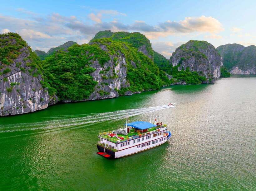 Hanoi: 2-Day Ha Long and Lan Ha Bay Cruise with Kayaking - Price and value: what $128 gets you