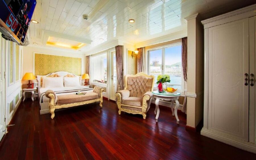 Hanoi: 3-Day Ninh Binh Tour and Bai Tu Long Bay Cruise - Pickup, passports, and packing: make the first morning painless