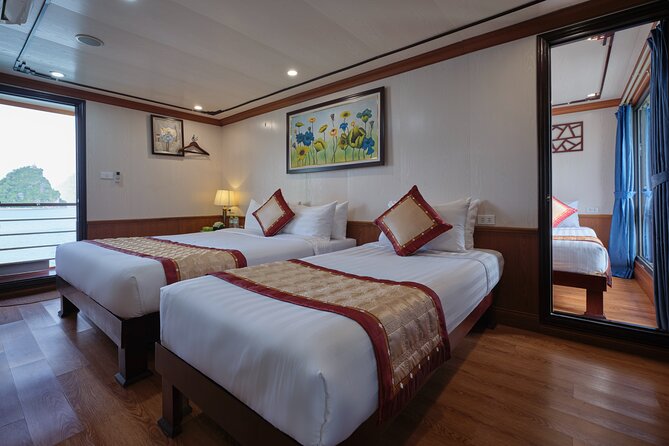Hanoi: 3-Day Ninh Binh Trip and Ha Long Bay 4-Star Cruise - Entering Ha Long Bay via Tuan Chau Marina